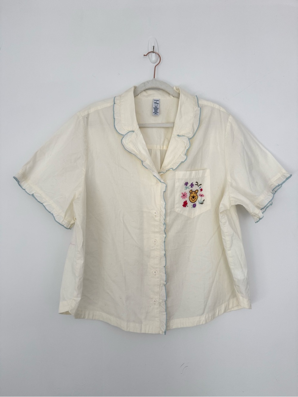 Old Navy x Disney | Embroidered Floral Pocket Cream Top